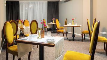 Desayuno buffet incluido todos los días