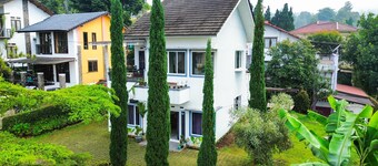 Teh Victory at Vila Istana Bunga Jawa Barat