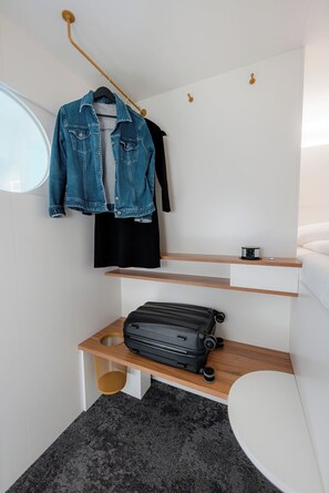 Soundproofing, free WiFi - Grand Pods  (Vienna)