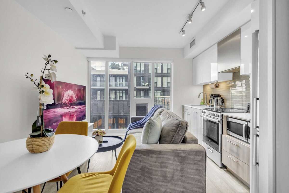 RivetStays | The Jarvis Deluxe Suite – 1 Bedroom Suite