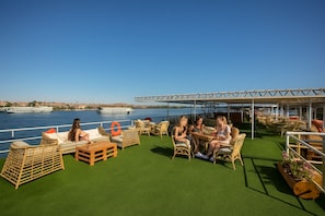 Sundeck