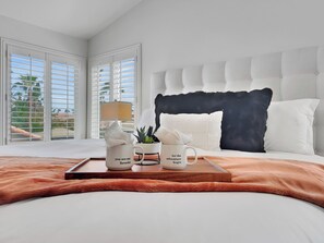 5 bedrooms, desk, iron/ironing board, free WiFi