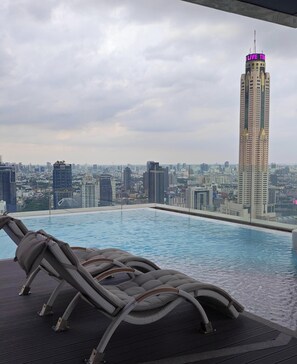 Condo, 2 Bedrooms | Pool | Outdoor pool - Brand New 2 Bedroom Near Paragon (Bangkok)