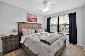 2 bedrooms, iron/ironing board, travel cot, WiFi