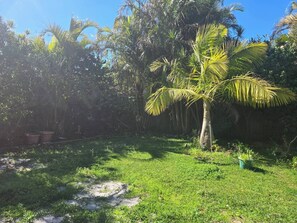 Room, 1 Bedroom, Smoking | Garden