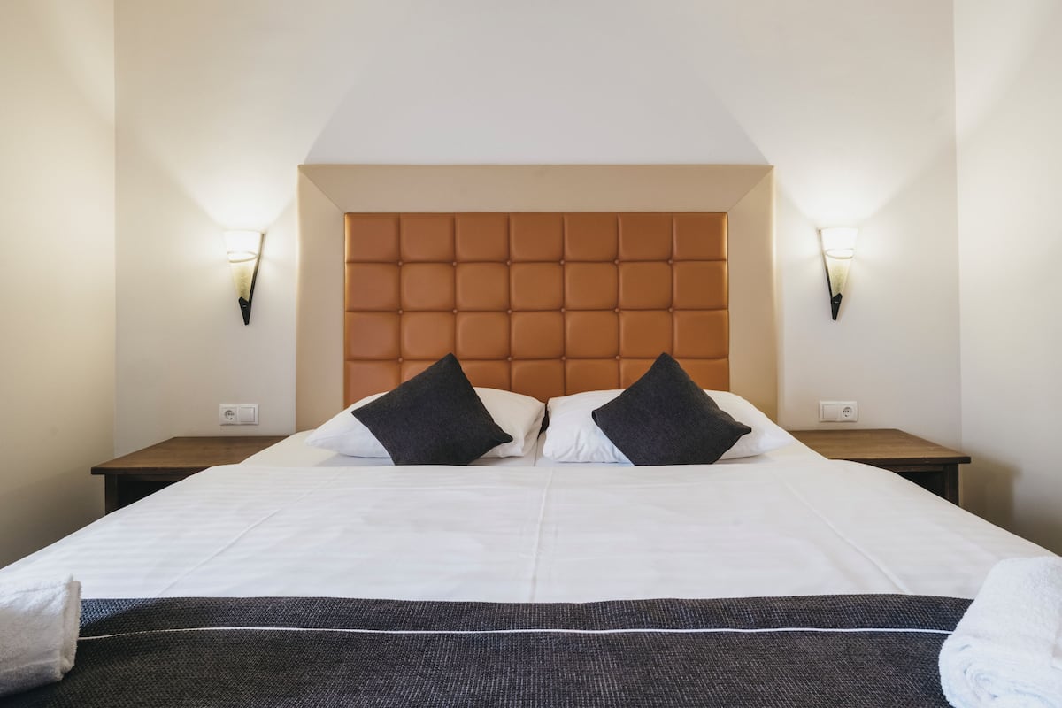 Basic Double Room, 1 Bedroom, Balcony | In-room safe, desk, laptop workspace, free cribs/infant beds