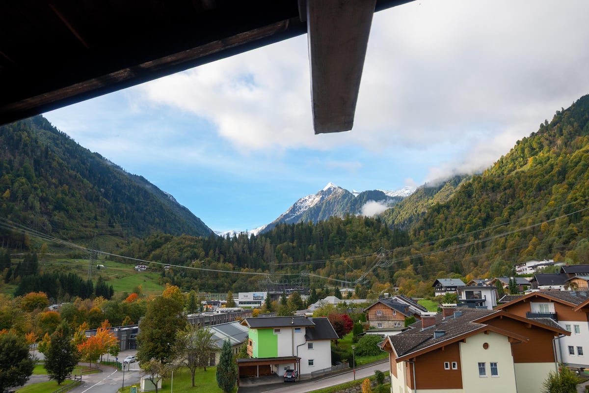 Superior Room, 2 Bedrooms, Balcony, Mountain View