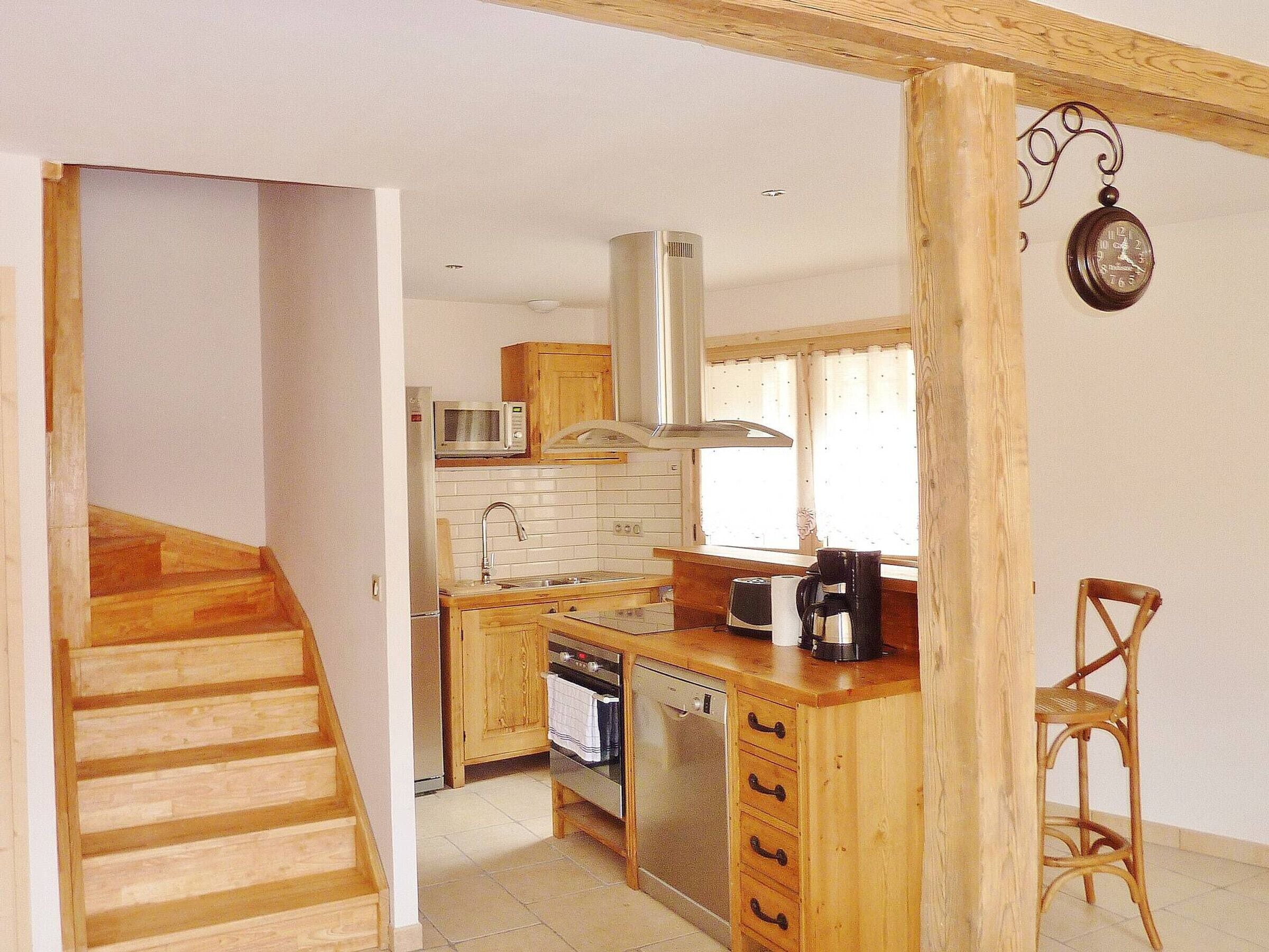 冷蔵庫、電子レンジ、オーブン、食器洗い機