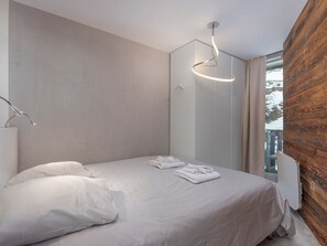 4 chambres, accès au Wi-Fi (inclus), literie fournie