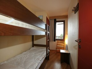 2 bedrooms, free WiFi