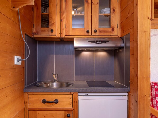 Fridge, microwave, dishwasher