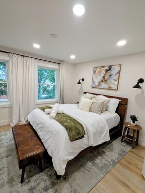 3 makuuhuonetta, silitysrauta/-lauta, Wi-Fi, vuodevaatteet