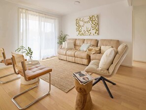 Télévision, espaces bureaux