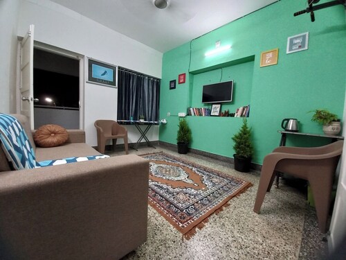 Charming 2-bedroom house in delightful Thiruvananthapuram with AC