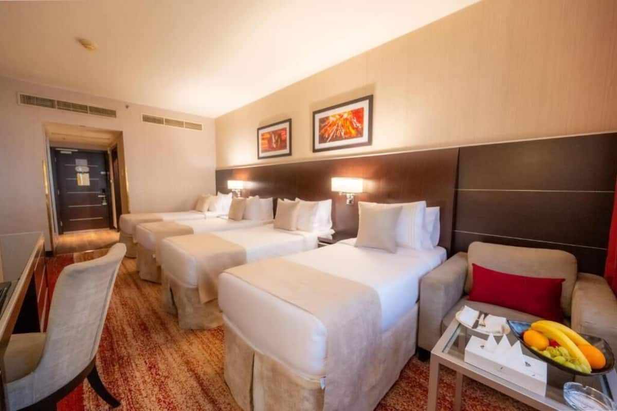 Classic Quadruple Room | Soundproofing, iron/ironing board, WiFi (free)