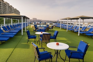 Sundeck