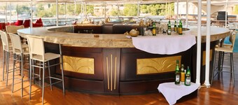 Nile Cruise Queen Tiyi every Friday from Aswan 3 nights and every Monday from Luxor 4 nights