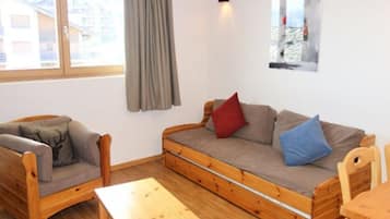 Apartment | Living room