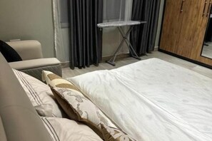 1 Schlafzimmer, WLAN, Bettwäsche