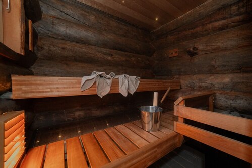 Villa Talvikolo - Spacious 2BR Cabin with Sauna