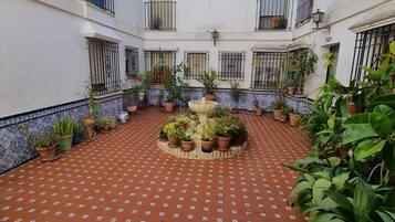 Enceinte de lâhĂ©bergement