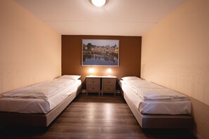 3 habitaciones y caja de seguridad en la habitación 