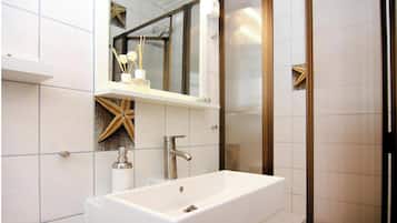 Apartment | Bathroom