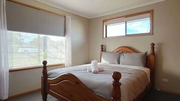 3 soverom, strykejern/-brett, reiseseng for barn og wi-fi