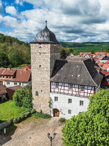 Vacation in the castle up to 15 pers. Apartment: Burggraf & Himmelsleiter