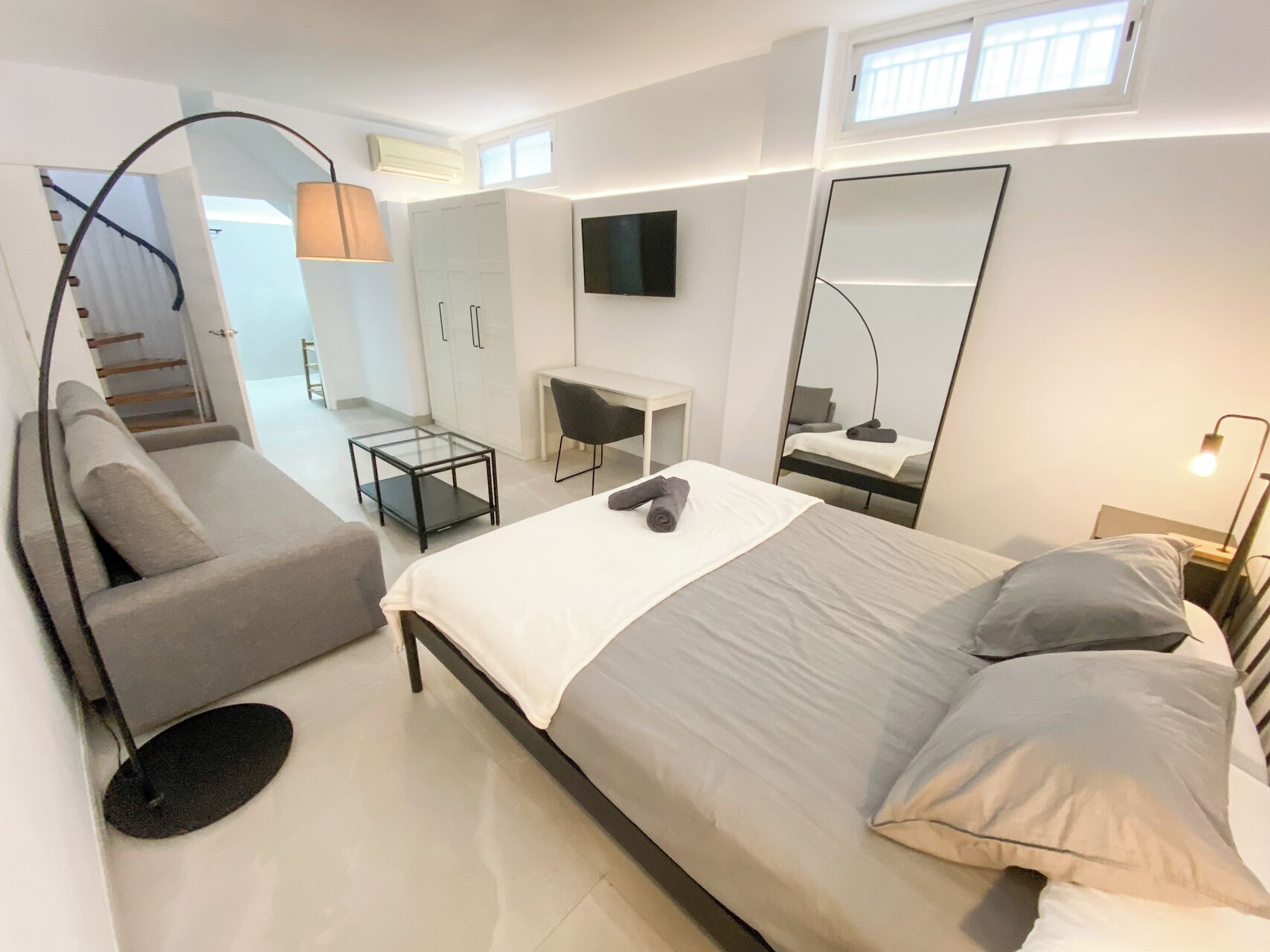 4 chambres, fer et planche à repasser, accès Internet, draps fournis