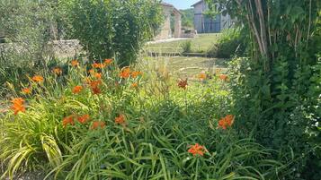 Enceinte de lâhĂ©bergement