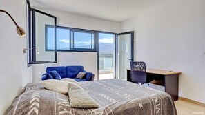 4 quartos, ferros/tábuas de passar roupa, Wi-Fi, roupa de cama