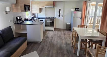Mobil-home - 8pers - 10m des piscines