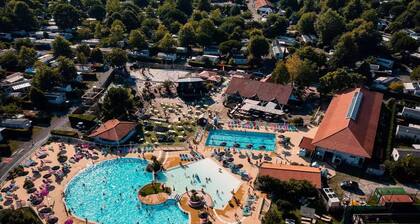 Mobil-home - 8pers - 10m des piscines