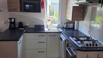 Réfrigérateur, plaque de cuisson