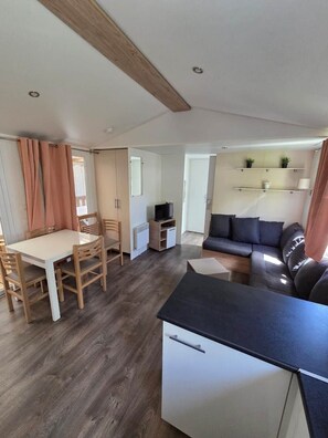 リビング エリア