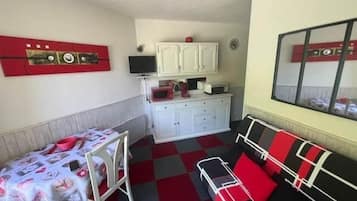 1 bedroom