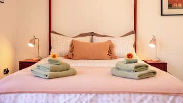 3 Schlafzimmer, Bügeleisen/Bügelbrett, WLAN, Bettwäsche