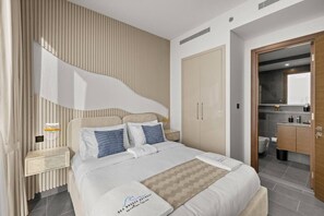 2 bedrooms, in-room safe, iron/ironing board, travel crib