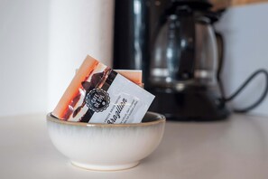 قهوة و/أو ماكينة صنع القهوة