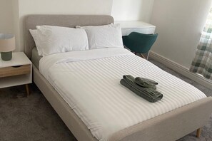 3 bedrooms, free WiFi, bed sheets