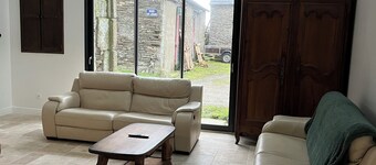 Gite in a farmhouse, located on the farm among the sheep.