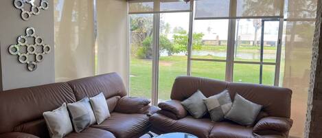 تلفزيون ذكي