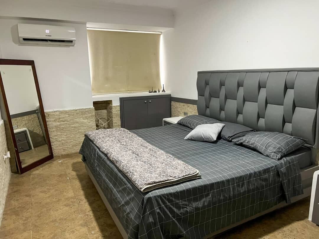 2 habitaciones, wifi gratis y ropa de cama 