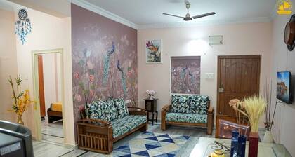 Yellow Bells Residency (Serviced Apartments)