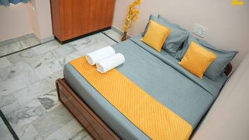 Deluxe-Apartment, 2 Schlafzimmer | Schreibtisch, kostenloses WLAN