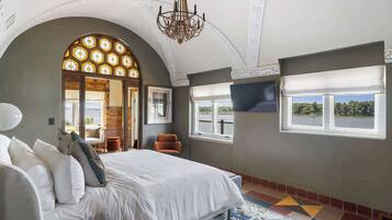 4 chambres, bureau, fer et planche à repasser, Wi-Fi