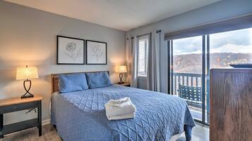 2 bedrooms, travel crib, WiFi, bed sheets