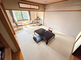 Quadruple Room | In-room safe, free WiFi