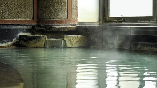 Baño termal público